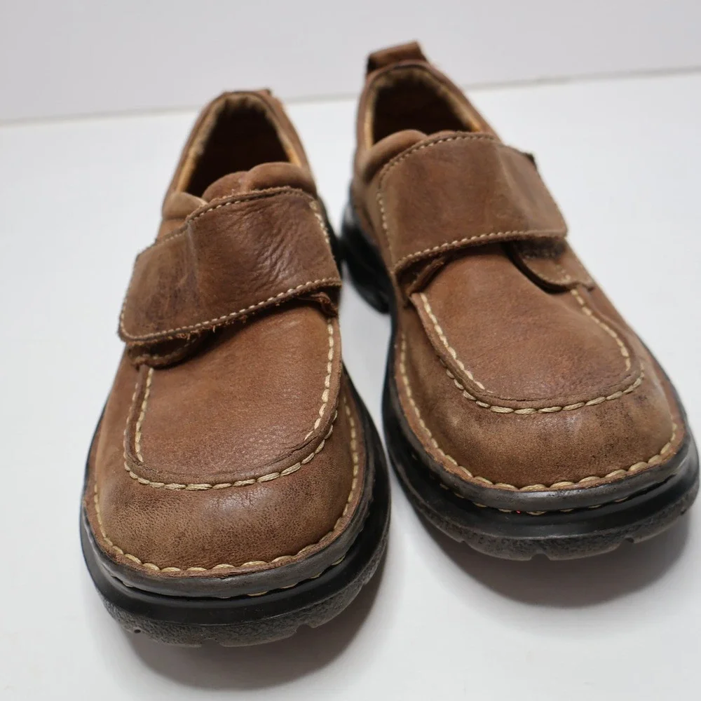 Born Kids‎ Brown Leather Shoes Hook & Loop Loafers Size 1 / 32.5 Comfort Outdoor